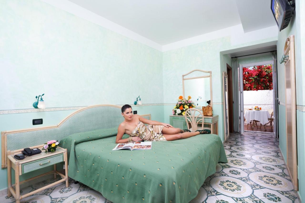 Hotel Villa Sirena - Thermae & Spa Ischia Eksteriør billede