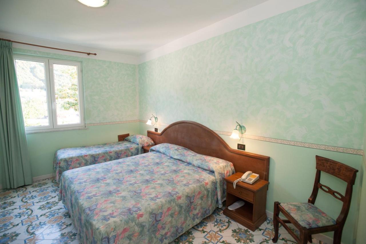 Hotel Villa Sirena - Thermae & Spa Ischia Eksteriør billede