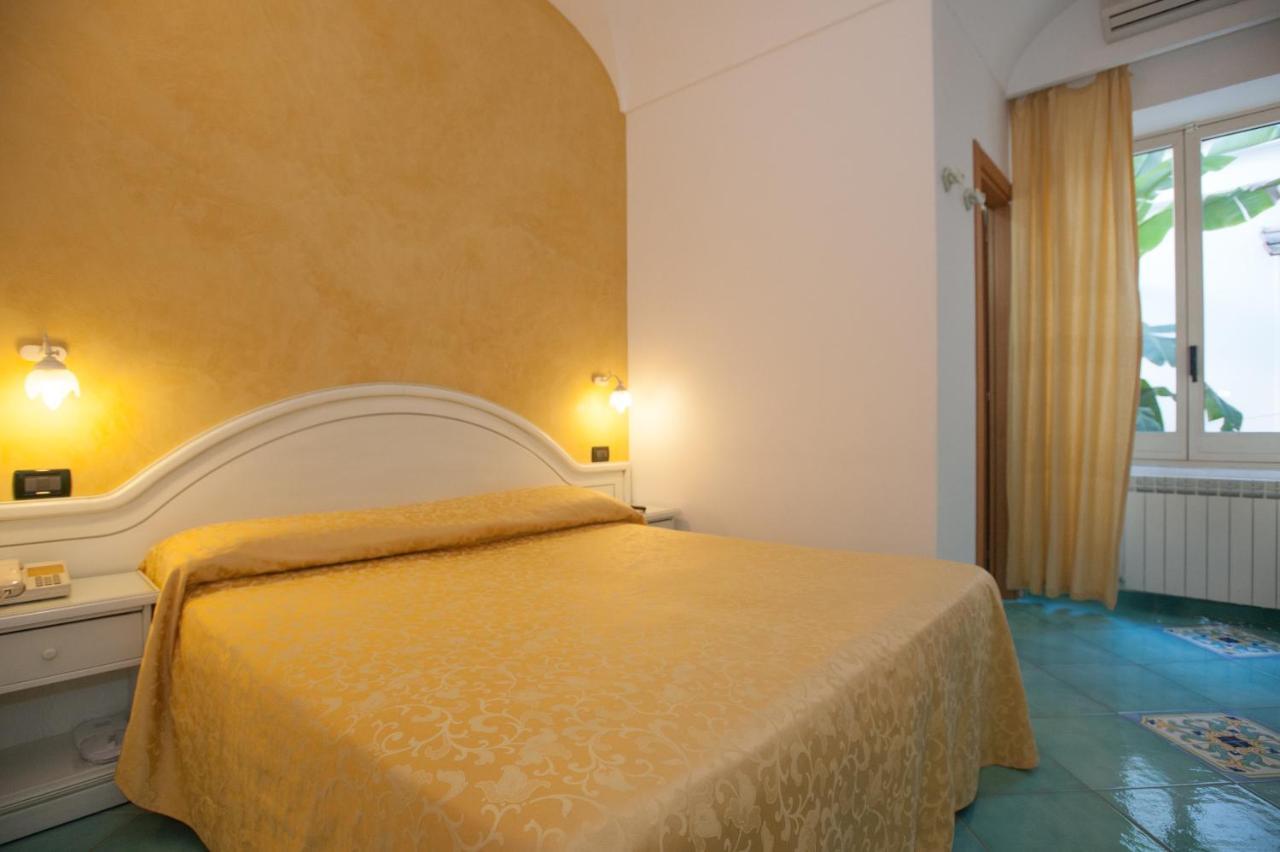 Hotel Villa Sirena - Thermae & Spa Ischia Eksteriør billede